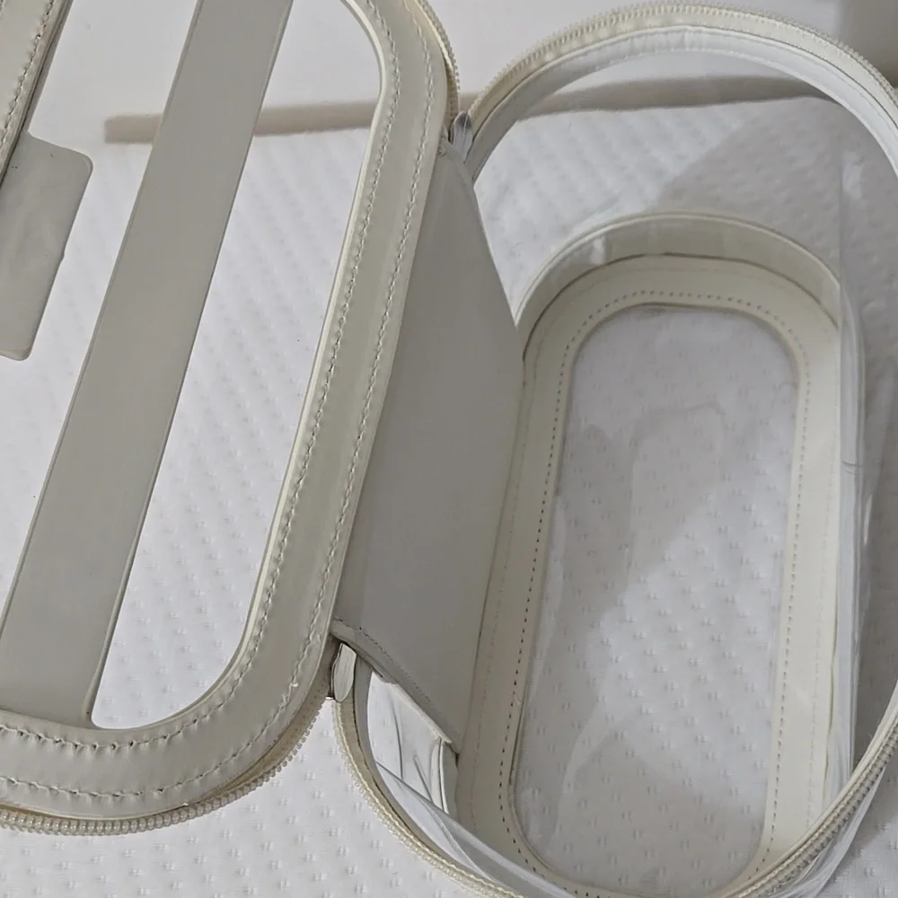 NWOT Impressions Toiletry/Makeup Bags